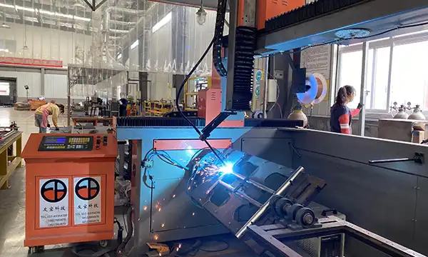 CNC welding machine