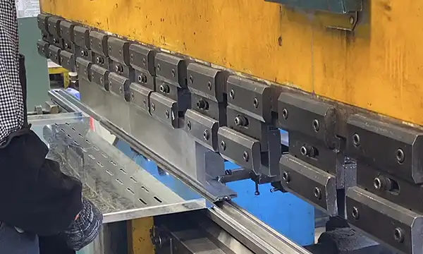 CNC bending machine